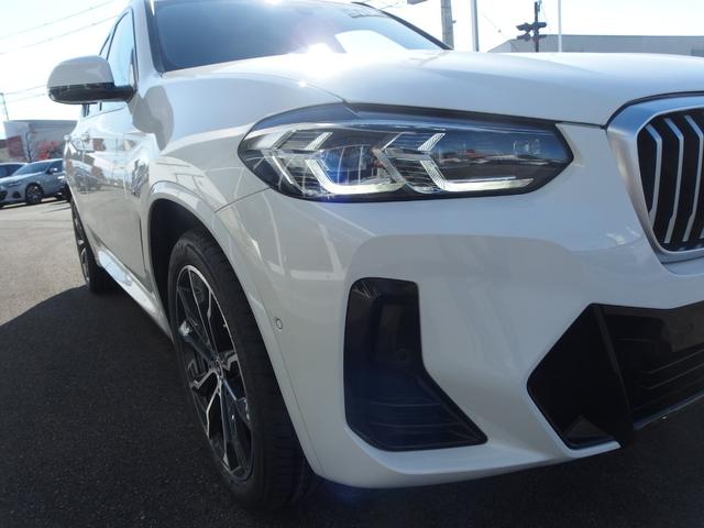 Ｘ３ ｘＤｒｉｖｅ　２０ｄ　Ｍスポーツ　電動パノラマガラスサンルーフ　ステアリングホイールヒーティング　リアシートヒーティング　リヤサイドウローラーブラインド　アダプディブＬＥＤヘッドライト　オートマチックテールゲート　ドライビングアシスト（42枚目）