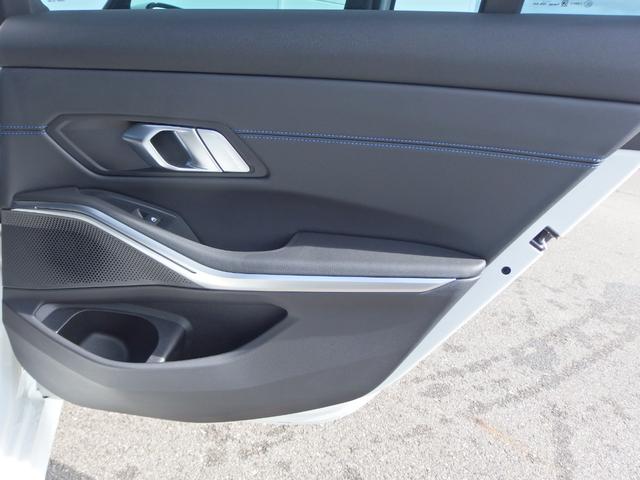 3シリーズ 320d xDrive Mスポーツ 18AW ドライビングアシストプロフェッショナル アダプディブLEDヘッドライト ハイビームアシスタント パーキングアシスト USBオーディオインターフェイス Bluetooth HDDナビ(15枚目)