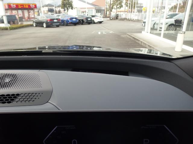 �w�b�h�A�b�v�f�B�X�v���C�ɂȂ�܂��B