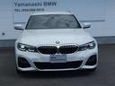 ３シリーズ ３３０ｉツーリング　Ｍスポーツ　ハイラインパッケージ　コンフォートＰＫＧ　１８ＡＷ　ワンオーナー　禁煙車　コネクテッドドライブ　ＨＤＤナビ　フロント／バックカメラ　ＥＴＣ　クルーズコントロール　パーキングアシスト　障害物センサー　本革電動シート　記録簿（2枚目）