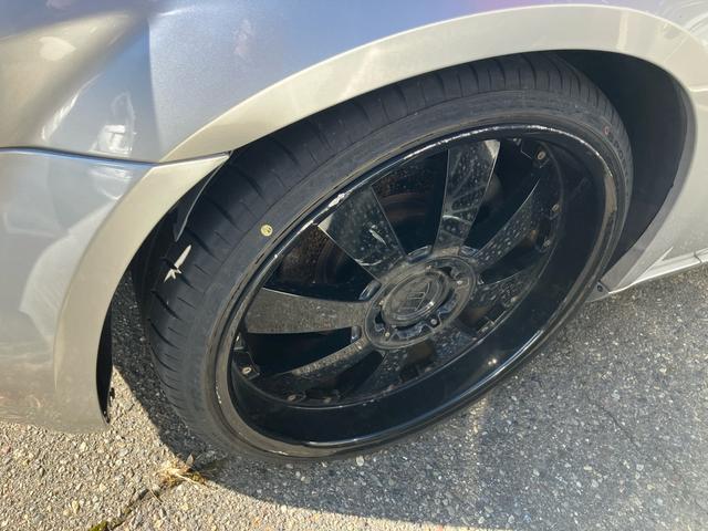 クライスラー・300C 3.5 ディーラー車 右ハンドル 電動レザーシート シートヒーター ナビ ETC 22インチアルミホイール マフラー(6枚目)