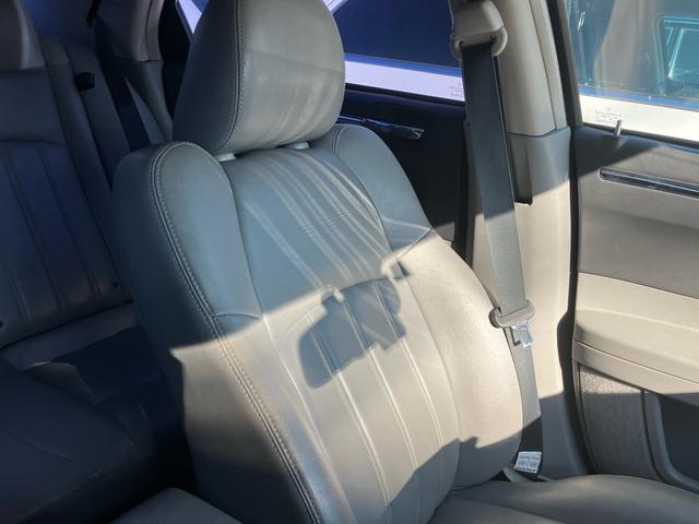 クライスラー・300C 3.5 ディーラー車 右ハンドル 電動レザーシート シートヒーター ナビ ETC 22インチアルミホイール マフラー(37枚目)