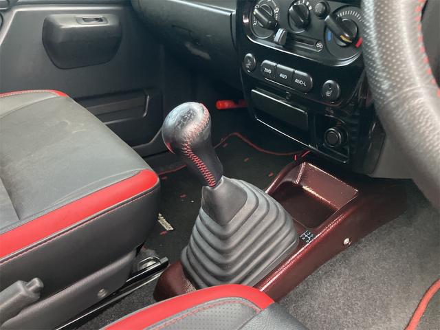 ジムニー クロスアドベンチャー 4WD 5速マニュアル リフトアップ CD/MD ETC シートヒーター キーレスエントリー 衝突安全ボディ 16インチアルミ ライトレベライザー ウインカー付き電動格納ドアミラー メッキグリル(36枚目)