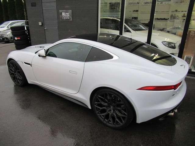Rクーペ VOSSEN21インチアルミホイール ガラスルーフ 可変マフラー メリディアンオーディオ パーキングセンサー バックカメラ オートマチックパワーゲート パールホワイト 禁煙車(14枚目)