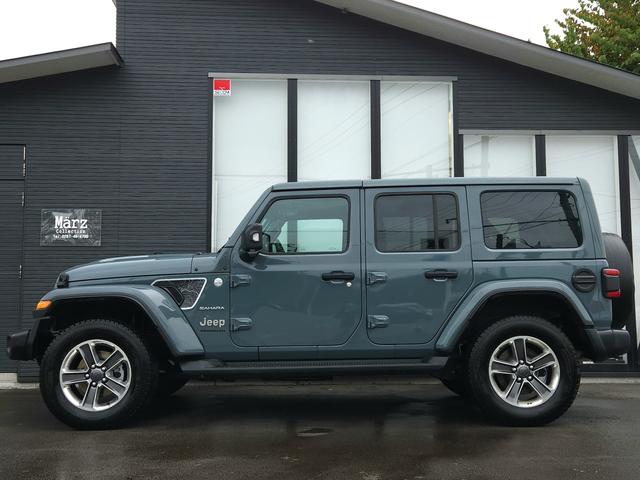 ジープ・ラングラーアンリミテッド 　アンリミテッド　サハラ　ローンチＥＤ　　４ＷＤ　マイナーチェンジ後モデル　レザーシート　　シートヒーター　純正ナビゲーション　ワンオーナー　禁煙車　新車保証付き（4枚目）