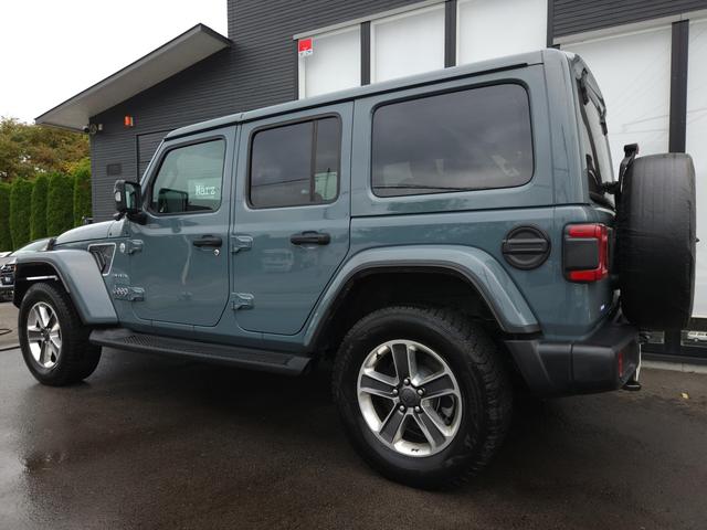 ジープ・ラングラーアンリミテッド 　アンリミテッド　サハラ　ローンチＥＤ　　４ＷＤ　マイナーチェンジ後モデル　レザーシート　　シートヒーター　純正ナビゲーション　ワンオーナー　禁煙車　新車保証付き（18枚目）