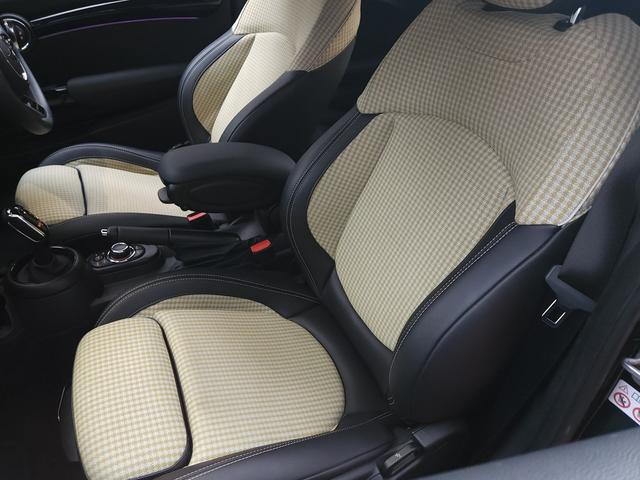 MINI クーパーS 3ドア レゾリュートED DCT シートヒーター 禁煙車 新車保証(7枚目)