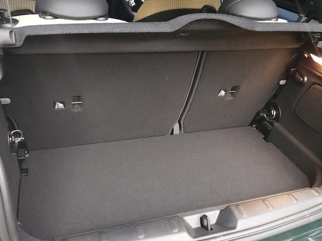 MINI クーパーS 3ドア レゾリュートED DCT シートヒーター 禁煙車 新車保証(11枚目)