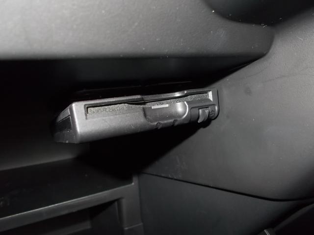 ノート X FOUR ブラックアロー 4WD ナビ フルセグTV バックカメラ 全周囲モニター ドライブレコーダー ETC プッシュスタート LEDヘッドライト オートエアコン 横滑り防止 純正アルミ 純正フロアマット(15枚目)