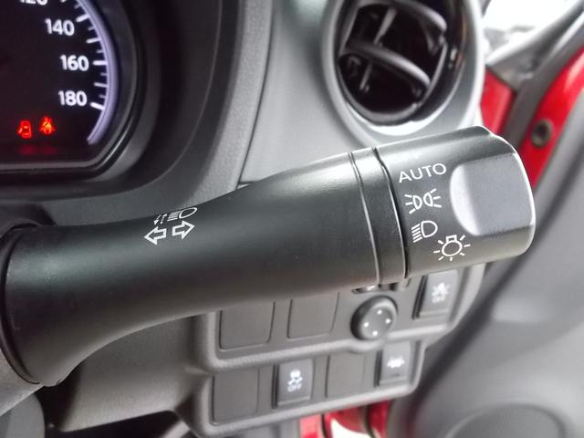 ノート X FOUR ブラックアロー 4WD ナビ フルセグTV バックカメラ 全周囲モニター ドライブレコーダー ETC プッシュスタート LEDヘッドライト オートエアコン 横滑り防止 純正アルミ 純正フロアマット(31枚目)