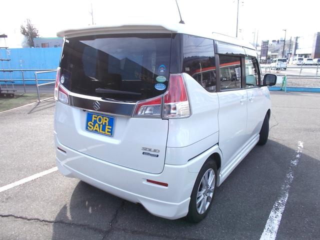 ソリオ ハイブリッドＭＺ　４ＷＤ　ワンオーナー　ナビ　バックカメラ　全方位モニター　両側電動スライドドア　プッシュスタート　ＥＴＣ　クルーズコントロール　シートヒーター　アイドリングストップ　純正アルミ　純正フロアマット（4枚目）