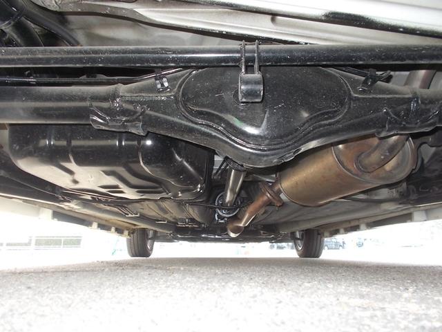 ソリオ ハイブリッドＭＺ　４ＷＤ　ワンオーナー　ナビ　バックカメラ　全方位モニター　両側電動スライドドア　プッシュスタート　ＥＴＣ　クルーズコントロール　シートヒーター　アイドリングストップ　純正アルミ　純正フロアマット（30枚目）