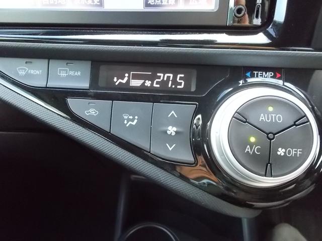 アクア Ｓ　ナビＴＶ　Ｂｌｕｅｔｏｏｔｈ接続　ＥＴＣ　レーンアシスト　衝突被害軽減ブレーキ　オートマチックハイビーム　キーレス　オートエアコン　アルミ　純正フロアマット　走行距離８．８万キロ　車検令和８年３月まで（8枚目）