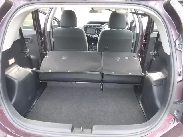 アクア Ｓ　ナビＴＶ　Ｂｌｕｅｔｏｏｔｈ接続　ＥＴＣ　レーンアシスト　衝突被害軽減ブレーキ　オートマチックハイビーム　キーレス　オートエアコン　アルミ　純正フロアマット　走行距離８．８万キロ　車検令和８年３月まで（17枚目）