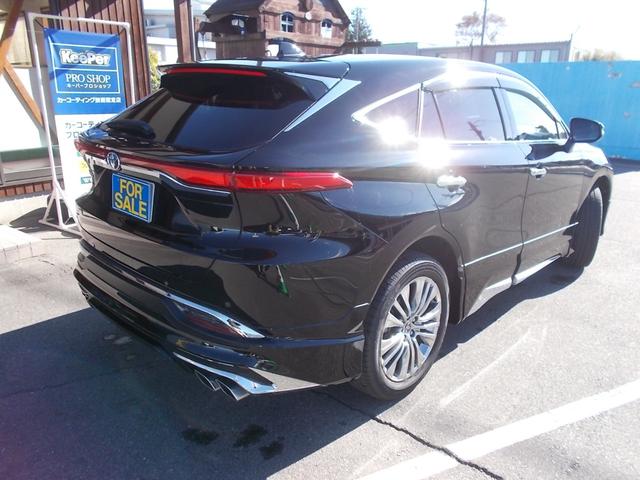 ハリアー Z レザーパッケージ 4WD ナビ フルセグTV バックカメラ エアロ 電動シート 革シート シートヒーター クルーズコントロール ETC プッシュスタート LEDヘッドライト 電動リアゲート 純正アルミ 純正フロアマット(4枚目)