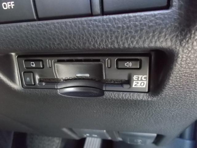 ハリアー Z レザーパッケージ 4WD ナビ フルセグTV バックカメラ エアロ 電動シート 革シート シートヒーター クルーズコントロール ETC プッシュスタート LEDヘッドライト 電動リアゲート 純正アルミ 純正フロアマット(21枚目)