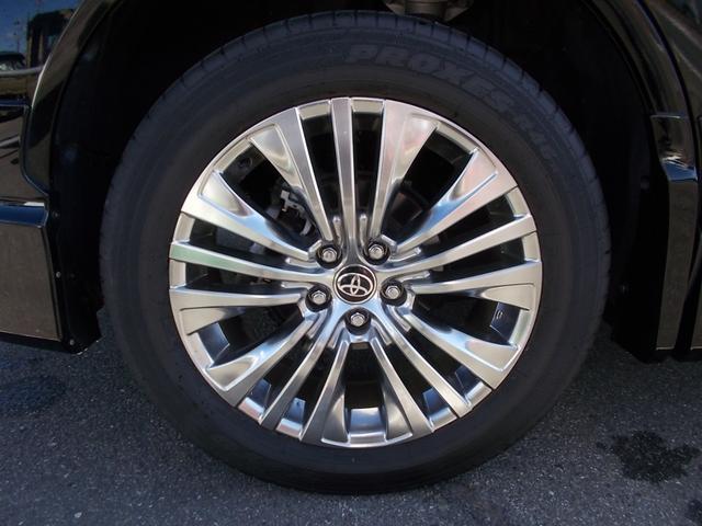 ハリアー Z レザーパッケージ 4WD ナビ フルセグTV バックカメラ エアロ 電動シート 革シート シートヒーター クルーズコントロール ETC プッシュスタート LEDヘッドライト 電動リアゲート 純正アルミ 純正フロアマット(35枚目)