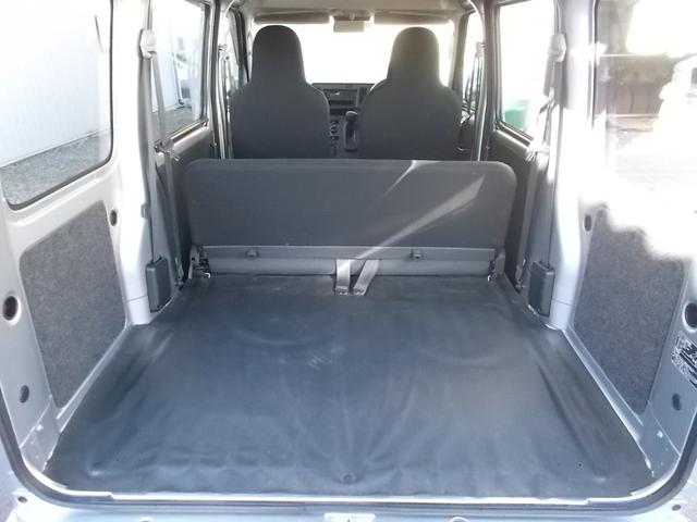 ハイゼットカーゴ スペシャルSAIII ハイルーフ 4WD ワンオーナー 両側スライドドア オートマチックハイビーム アイドリングストップ エアコン パワーステアリング ABS 衝突防止 エアバッグ 横滑り防止 純正フロアマット 修復歴有(18枚目)
