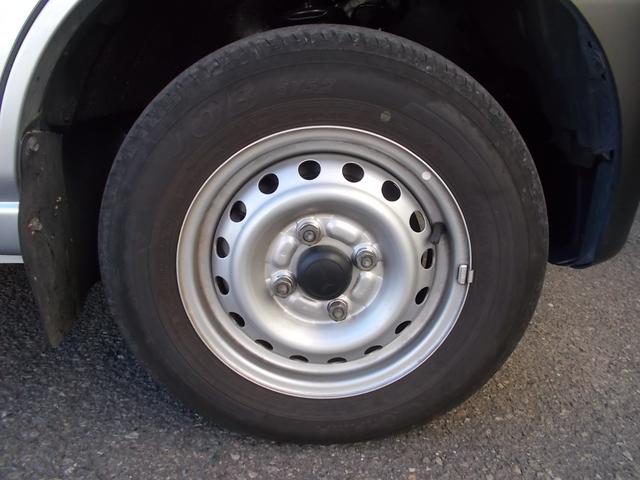 ハイゼットカーゴ スペシャルSAIII ハイルーフ 4WD ワンオーナー 両側スライドドア オートマチックハイビーム アイドリングストップ エアコン パワーステアリング ABS 衝突防止 エアバッグ 横滑り防止 純正フロアマット 修復歴有(22枚目)