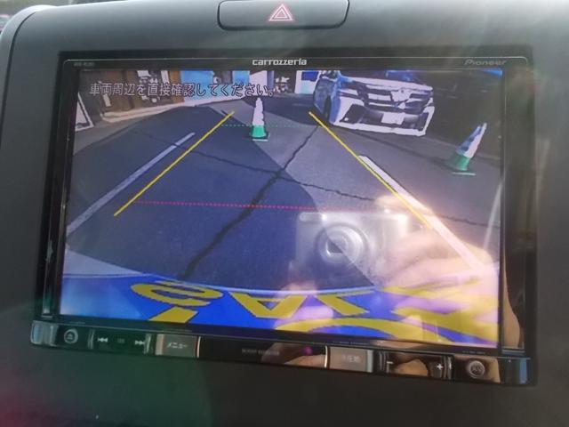 フリード＋ Ｇ　ナビ　フルセグＴＶ　バックカメラ　Ｂｌｕｅｔｏｏｔｈ　両側電動スライドドア　ＥＴＣ　ドライブレコーダー　オートエアコン　オートライト　プッシュスタート　純正アルミホイール　純正フロアマット（9枚目）