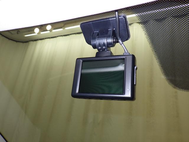Ｔ－ロック ＴＤＩ　スタイル　認定中古車　アルミホイール　スマートキー　盗難防止システム　記録簿　サイドエアバッグ　横滑り防止装置　アダプティブクルーズコントロール（15枚目）
