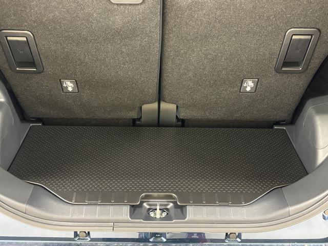 タント カスタムＲＳ　カーナビ　全方位カメラ　ドラレコ　ＣＶＴ　シートヒーター　ターボエンジン　両側電動スライドドア　オートライト　オートエアコン　ＬＥＤヘッドランプ　ＬＥＤフォグランプ（19枚目）