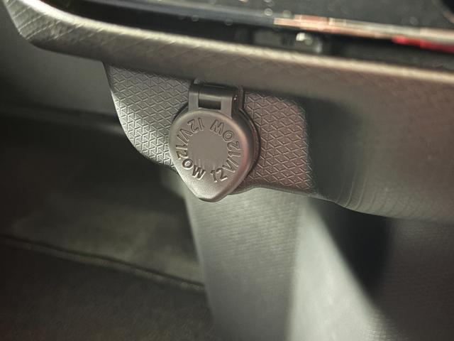 タント カスタムＲＳ　カーナビ　全方位カメラ　ドラレコ　ＣＶＴ　シートヒーター　ターボエンジン　両側電動スライドドア　オートライト　オートエアコン　ＬＥＤヘッドランプ　ＬＥＤフォグランプ（74枚目）