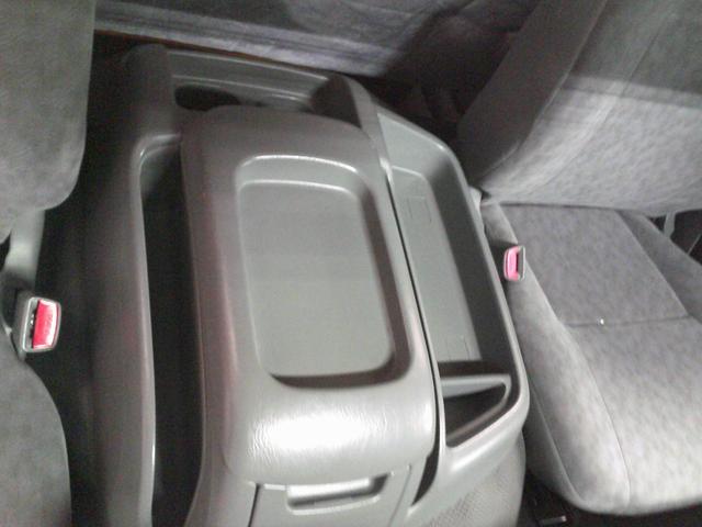 ハイエースワゴン キャンピングカー　昇降ベッド　後期フェイス　ＬＥＤヘッドライト　冷蔵庫　電子レンジ　２２００Ｗインバーター　シンク　ＦＦヒーター（10枚目）