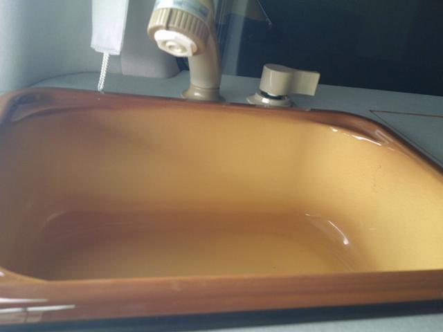 ハイエースワゴン キャンピングカー　昇降ベッド　後期フェイス　ＬＥＤヘッドライト　冷蔵庫　電子レンジ　２２００Ｗインバーター　シンク　ＦＦヒーター（17枚目）