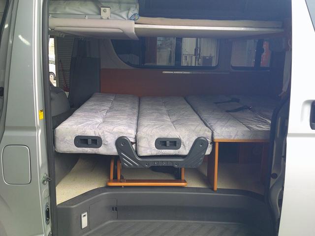 ハイエースワゴン キャンピングカー　昇降ベッド　後期フェイス　ＬＥＤヘッドライト　冷蔵庫　電子レンジ　２２００Ｗインバーター　シンク　ＦＦヒーター（32枚目）