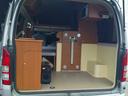キャンピングカー　昇降ベッド　後期フェイス　ＬＥＤヘッドライト　冷蔵庫　電子レンジ　２２００Ｗインバーター　シンク　ＦＦヒーター（15枚目）
