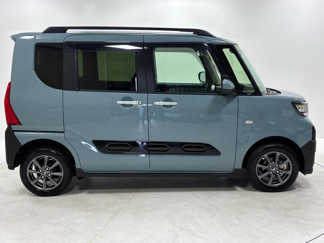 タント ファンクロス　４ＷＤ　ディスプレイオーディオ　ＥＴＣ　ディスプレイオーディオ　バックカメラ　　　ＥＴＣ　シートヒーター　クルーズコントロール　両側電動スライドドア　オートライト　オートエアコン　ＬＥＤヘッドランプ　ＬＥＤフォグランプ　ＣＶＴ（5枚目）