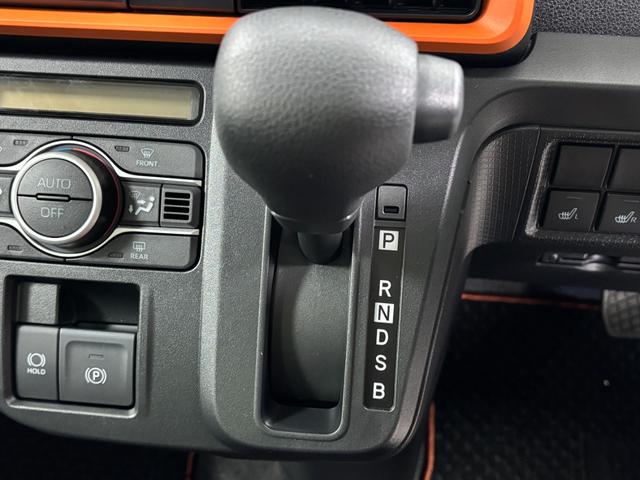 タント ファンクロス　４ＷＤ　ディスプレイオーディオ　ＥＴＣ　ディスプレイオーディオ　バックカメラ　　　ＥＴＣ　シートヒーター　クルーズコントロール　両側電動スライドドア　オートライト　オートエアコン　ＬＥＤヘッドランプ　ＬＥＤフォグランプ　ＣＶＴ（12枚目）