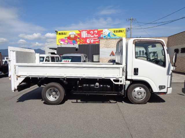 エルフトラック 　平ボディパワーゲート付車　最大積載３．０００ｋｇ　５速ＭＴ（3枚目）