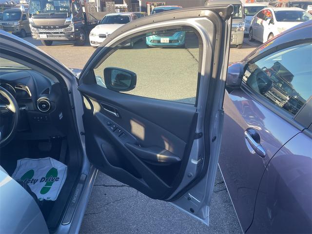 デミオ XD 4WD ハーフレザーシート ナビ バックカメラ 衝突被害軽減システム(23枚目)