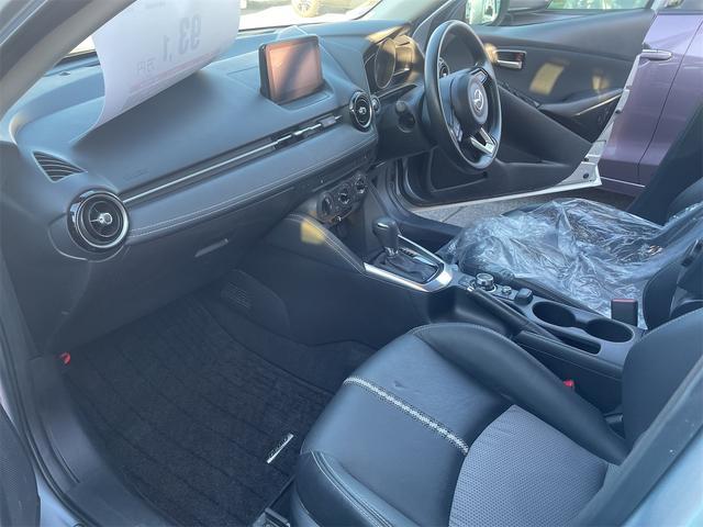 デミオ XD 4WD ハーフレザーシート ナビ バックカメラ 衝突被害軽減システム(26枚目)