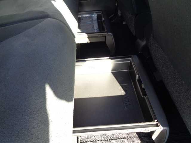 ムーヴキャンバス Ｇブラックインテリアリミテッド　ＳＡＩＩＩ　４ＷＤ　プッシュスタート　両側パワースライドドア　アイドリングストップ　衝突被害軽減ブレーキ　ＬＥＤヘッドライト　ＥＴＣ（18枚目）