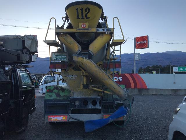 コンクリートミキサー車 積載 9920Kg 18000 cc(5枚目)