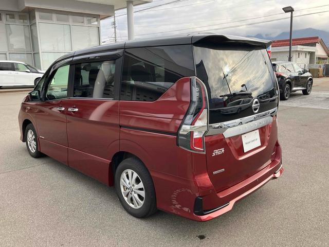 セレナ ハイウェイスターＶ　４ＷＤ　ＥＴＣ　全周囲カメラ　ナビ　ＴＶ　クリアランスソナー　オートクルーズコントロール　衝突被害軽減システム　両側電動スライドドア　ＬＥＤヘッドランプ　スマートキー　アイドリングストップ（2枚目）