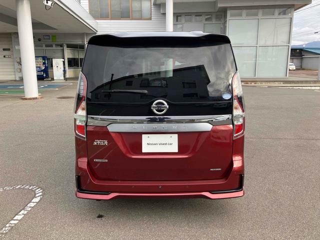 セレナ ハイウェイスターＶ　４ＷＤ　ＥＴＣ　全周囲カメラ　ナビ　ＴＶ　クリアランスソナー　オートクルーズコントロール　衝突被害軽減システム　両側電動スライドドア　ＬＥＤヘッドランプ　スマートキー　アイドリングストップ（16枚目）