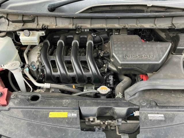 セレナ ハイウェイスターＶ　４ＷＤ　ＥＴＣ　全周囲カメラ　ナビ　ＴＶ　クリアランスソナー　オートクルーズコントロール　衝突被害軽減システム　両側電動スライドドア　ＬＥＤヘッドランプ　スマートキー　アイドリングストップ（19枚目）