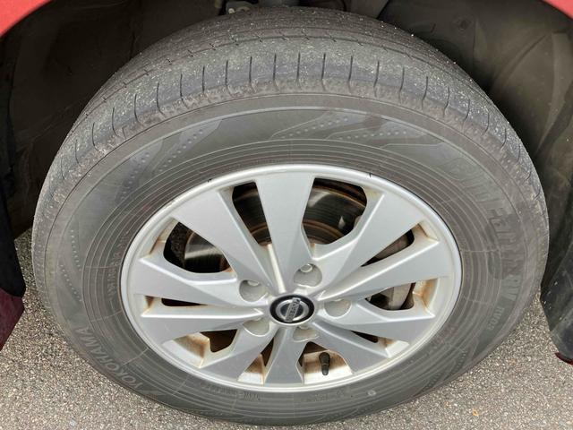 セレナ ハイウェイスターＶ　４ＷＤ　ＥＴＣ　全周囲カメラ　ナビ　ＴＶ　クリアランスソナー　オートクルーズコントロール　衝突被害軽減システム　両側電動スライドドア　ＬＥＤヘッドランプ　スマートキー　アイドリングストップ（20枚目）