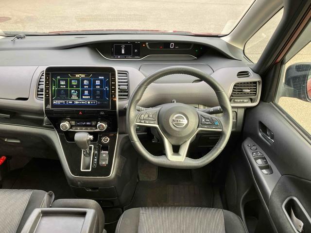 セレナ ハイウェイスターＶ　４ＷＤ　ＥＴＣ　全周囲カメラ　ナビ　ＴＶ　クリアランスソナー　オートクルーズコントロール　衝突被害軽減システム　両側電動スライドドア　ＬＥＤヘッドランプ　スマートキー　アイドリングストップ（21枚目）