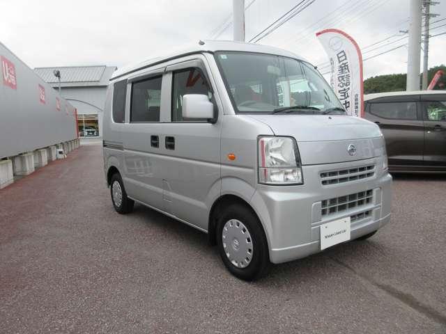ＮＶ１００クリッパーバン ＧＸターボ　６６０　ハイルーフ　４ＷＤ　ワンオーナー　純正デッキ　ＥＴＣ　キーレス　禁煙車　パワーステアリング　エアコン　ＡＢＳ付　運転席エアバッグ　前席パワーウィンドウ（5枚目）