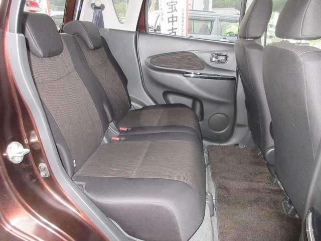 デイズ ハイウェイスター X ワンオーナー・4WD・HIDヘッドライト・フォグ・スマートキー・プッシュスタート・社外ナビ・アラウンドビューモニター・オートライト・オートエアコン・オートハイビーム・横滑り防止・シートヒーター(11枚目)