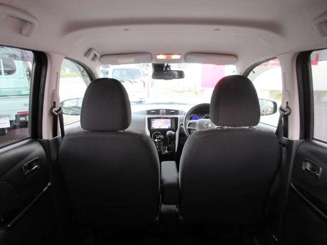 デイズ ハイウェイスター X ワンオーナー・4WD・HIDヘッドライト・フォグ・スマートキー・プッシュスタート・社外ナビ・アラウンドビューモニター・オートライト・オートエアコン・オートハイビーム・横滑り防止・シートヒーター(13枚目)