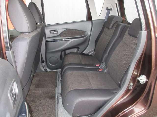 デイズ ハイウェイスター X ワンオーナー・4WD・HIDヘッドライト・フォグ・スマートキー・プッシュスタート・社外ナビ・アラウンドビューモニター・オートライト・オートエアコン・オートハイビーム・横滑り防止・シートヒーター(14枚目)