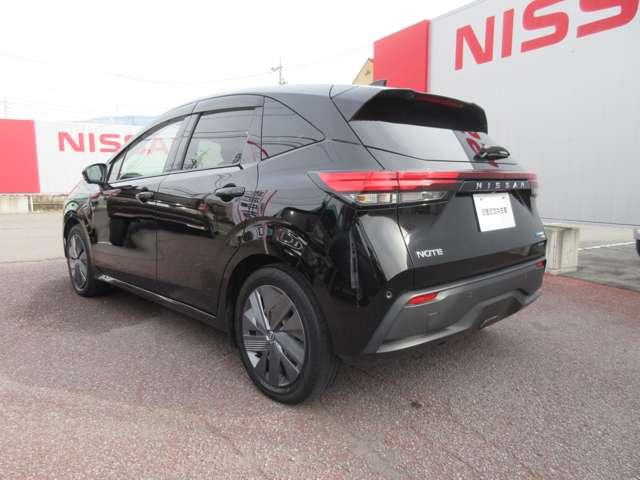 ノート １．２　Ｘ　ＦＯＵＲ　４ＷＤ　ワンオーナー・プロパイロット・４ＷＤ・純正　エアＢ　ＰＷ　インテリジェントキ－　禁煙車　４ＷＤ　ＬＥＤヘッドランプ　ＥＴＣ　ワンオーナー　ＡＢＳ　オートエアコン　サイドエアバッグ　メモリーナビ　ナビ＆ＴＶ　助手席エアバッグ　ワンセグ　キーレス（8枚目）