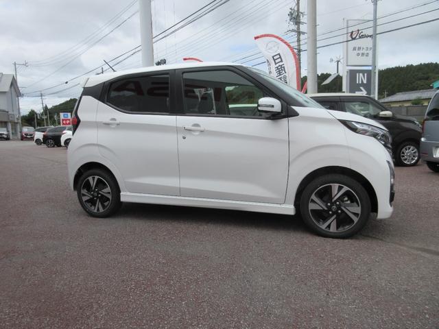 デイズ ハイウェイスターGタボアバンクロムプロパイロットED ターボ4WD・プロパイロット・純正9インチナビ・アラウンドビューモニター・LEDライト・フォグ・ETC・電動パーキング・ブレーキホールド・シートヒーター・後側方車両検知警報・後退時車両検知警報(6枚目)