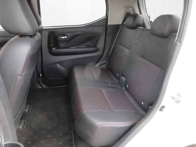 デイズ ハイウェイスターGタボアバンクロムプロパイロットED ターボ4WD・プロパイロット・純正9インチナビ・アラウンドビューモニター・LEDライト・フォグ・ETC・電動パーキング・ブレーキホールド・シートヒーター・後側方車両検知警報・後退時車両検知警報(16枚目)